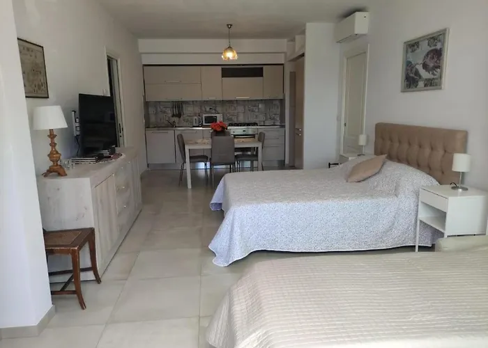 La Casa Degli Ulivi קיאברי